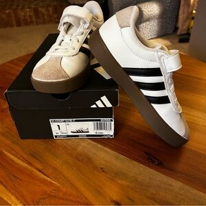 Adidas VL Court Shoes: White and Black Shoes with Brown Soles